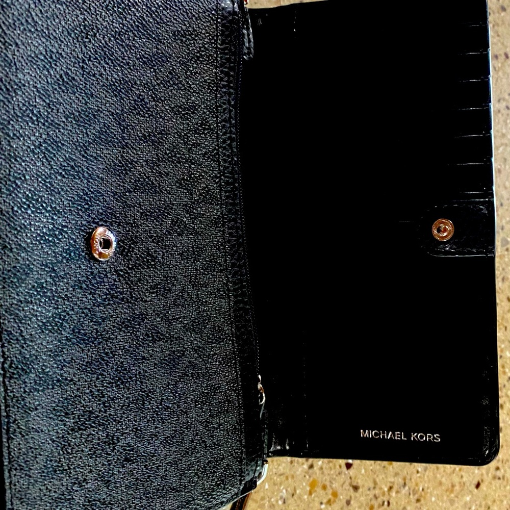 Michael Kors, small clutch wristlet